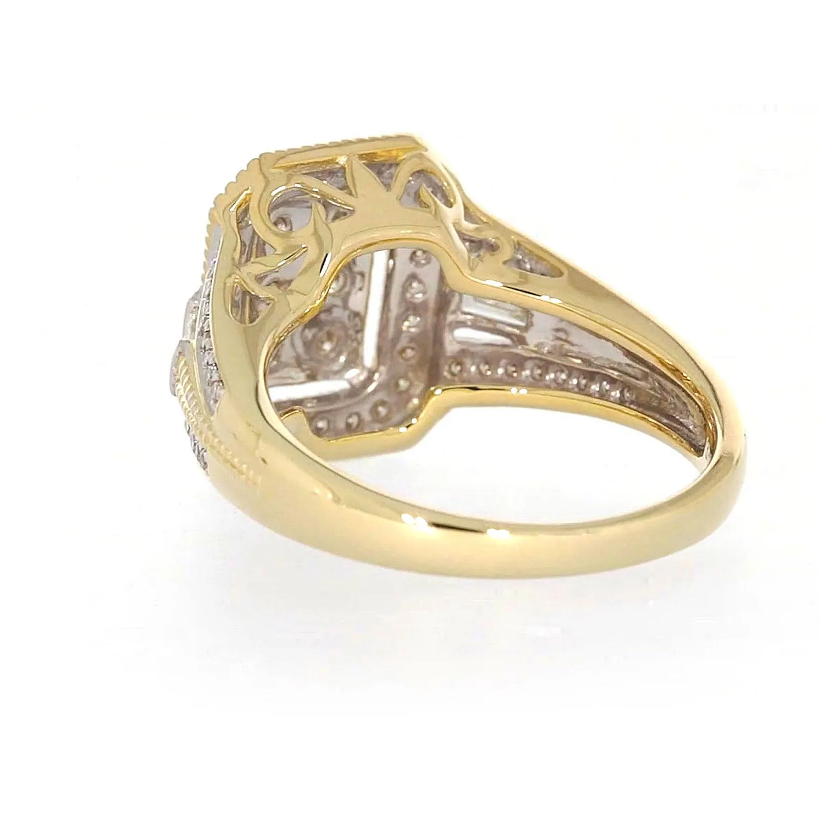 9ct Yellow Gold Round Brilliant & Baguette Cut 1/2 CARAT tw of Diamonds Ring