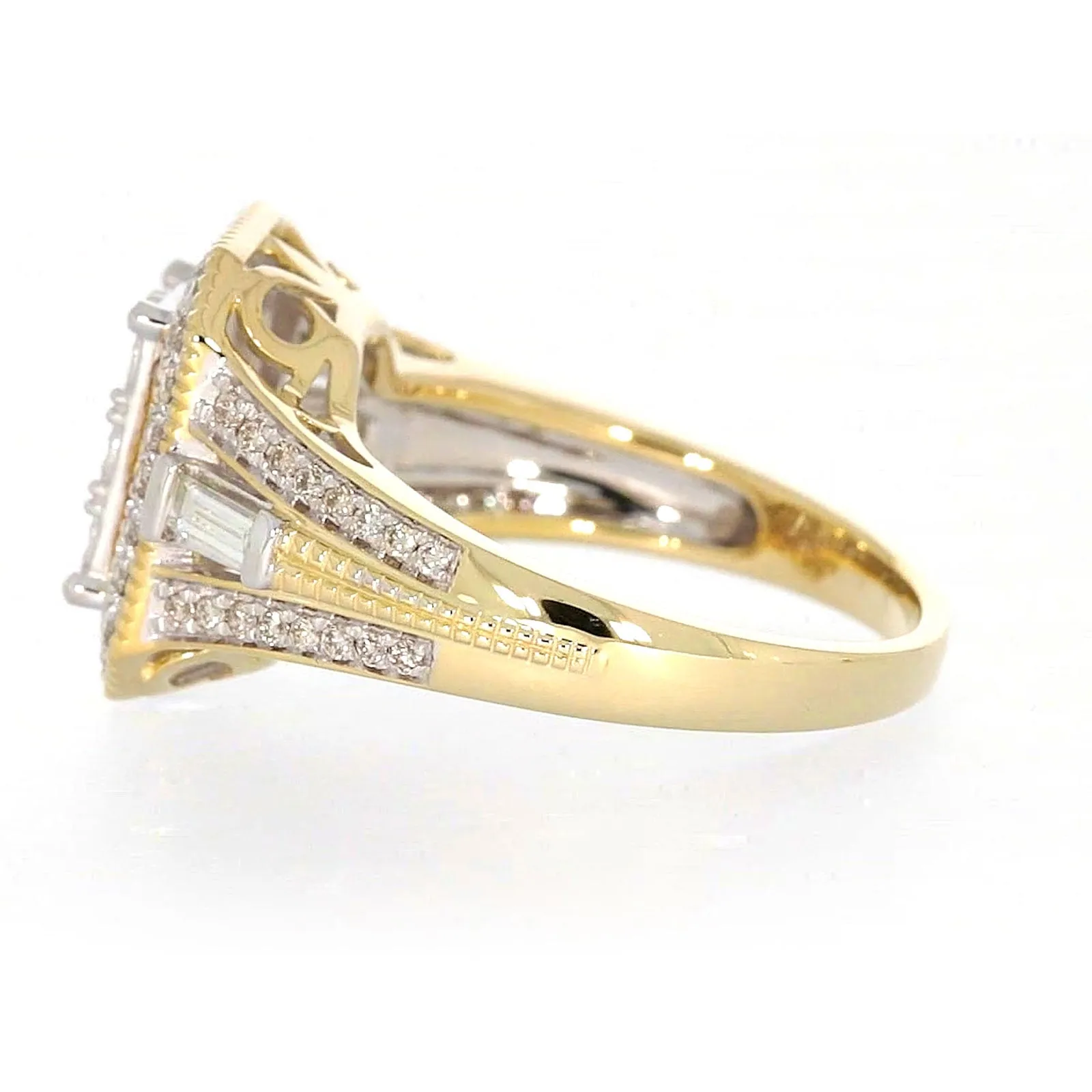 9ct Yellow Gold Round Brilliant & Baguette Cut 1/2 CARAT tw of Diamonds Ring
