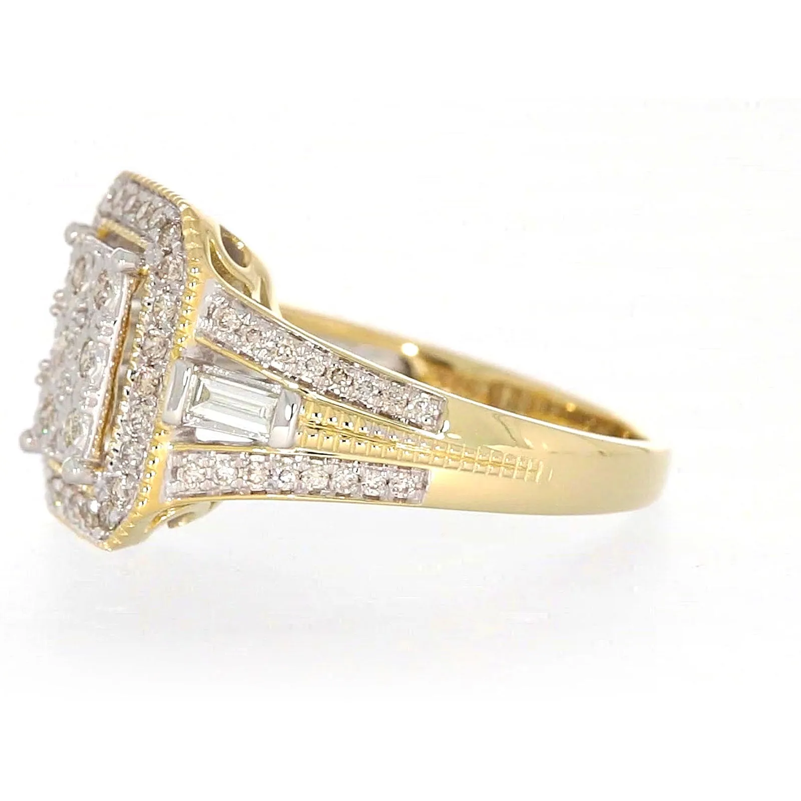 9ct Yellow Gold Round Brilliant & Baguette Cut 1/2 CARAT tw of Diamonds Ring