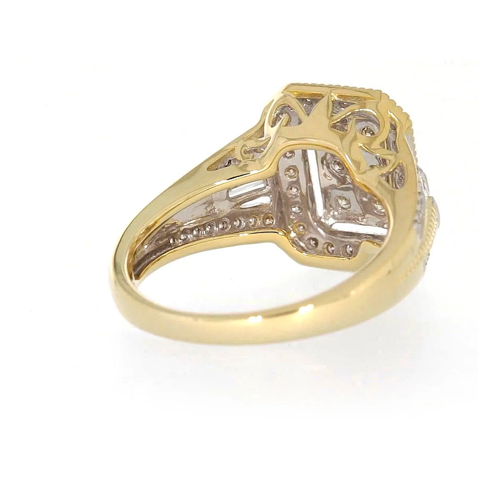 9ct Yellow Gold Round Brilliant & Baguette Cut 1/2 CARAT tw of Diamonds Ring