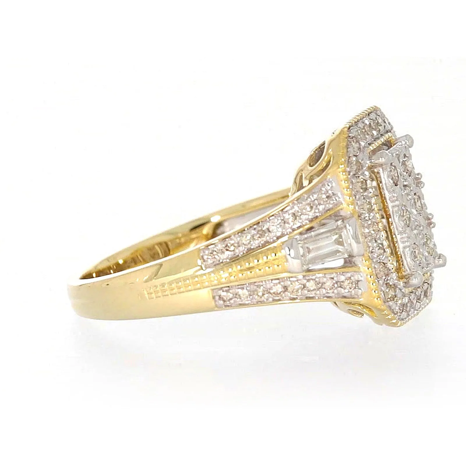 9ct Yellow Gold Round Brilliant & Baguette Cut 1/2 CARAT tw of Diamonds Ring