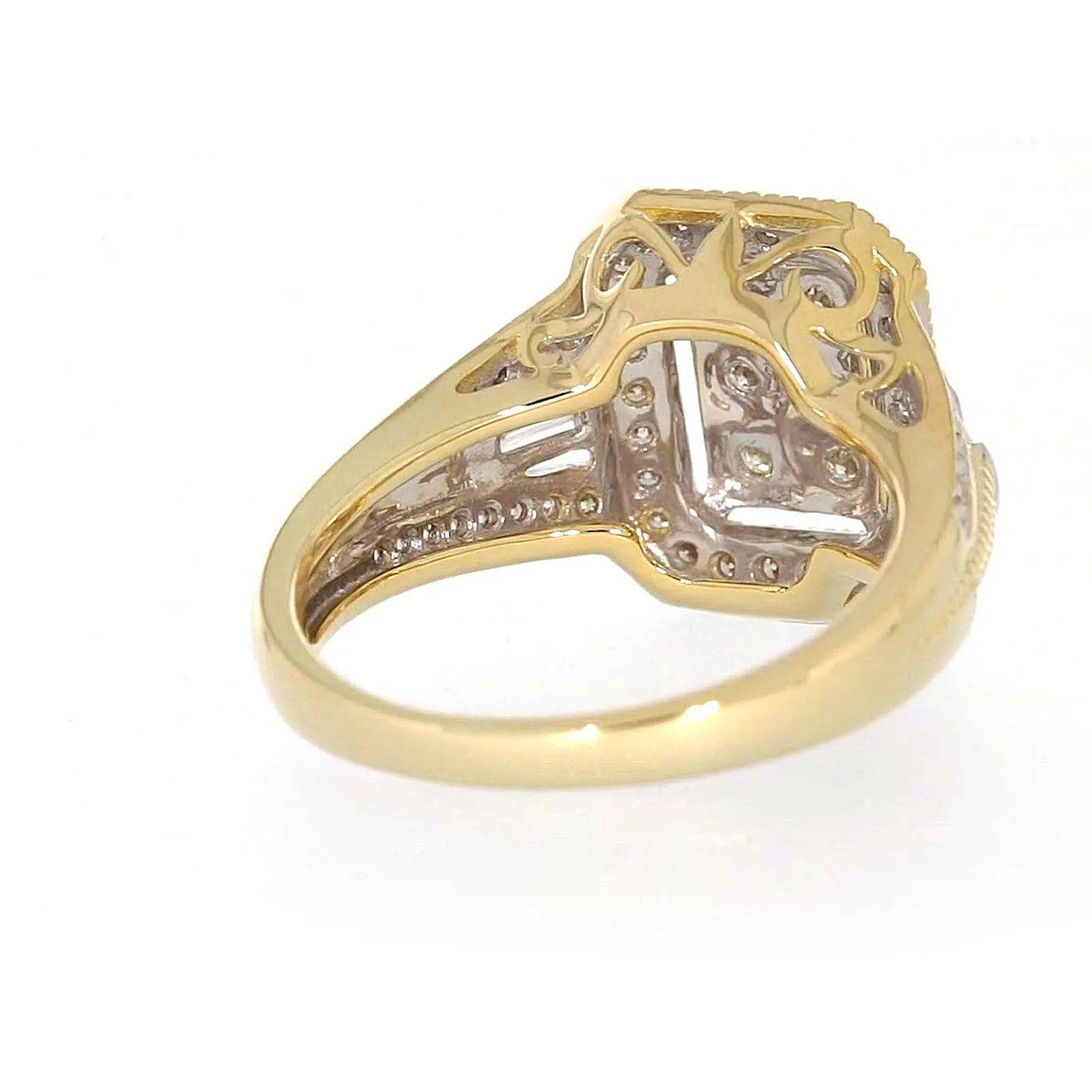 9ct Yellow Gold Round Brilliant & Baguette Cut 1/2 CARAT tw of Diamonds Ring