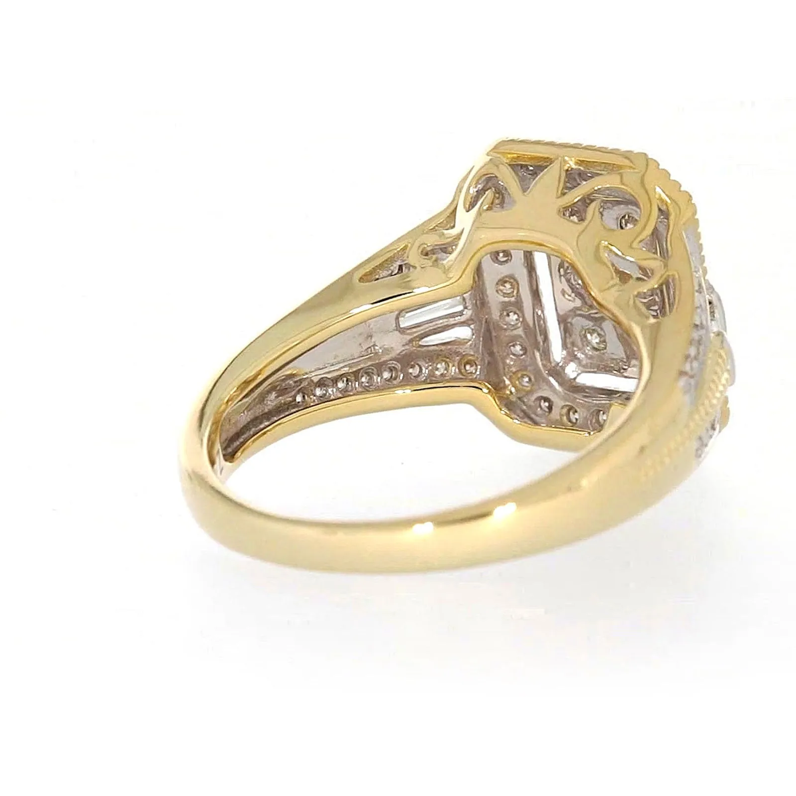 9ct Yellow Gold Round Brilliant & Baguette Cut 1/2 CARAT tw of Diamonds Ring