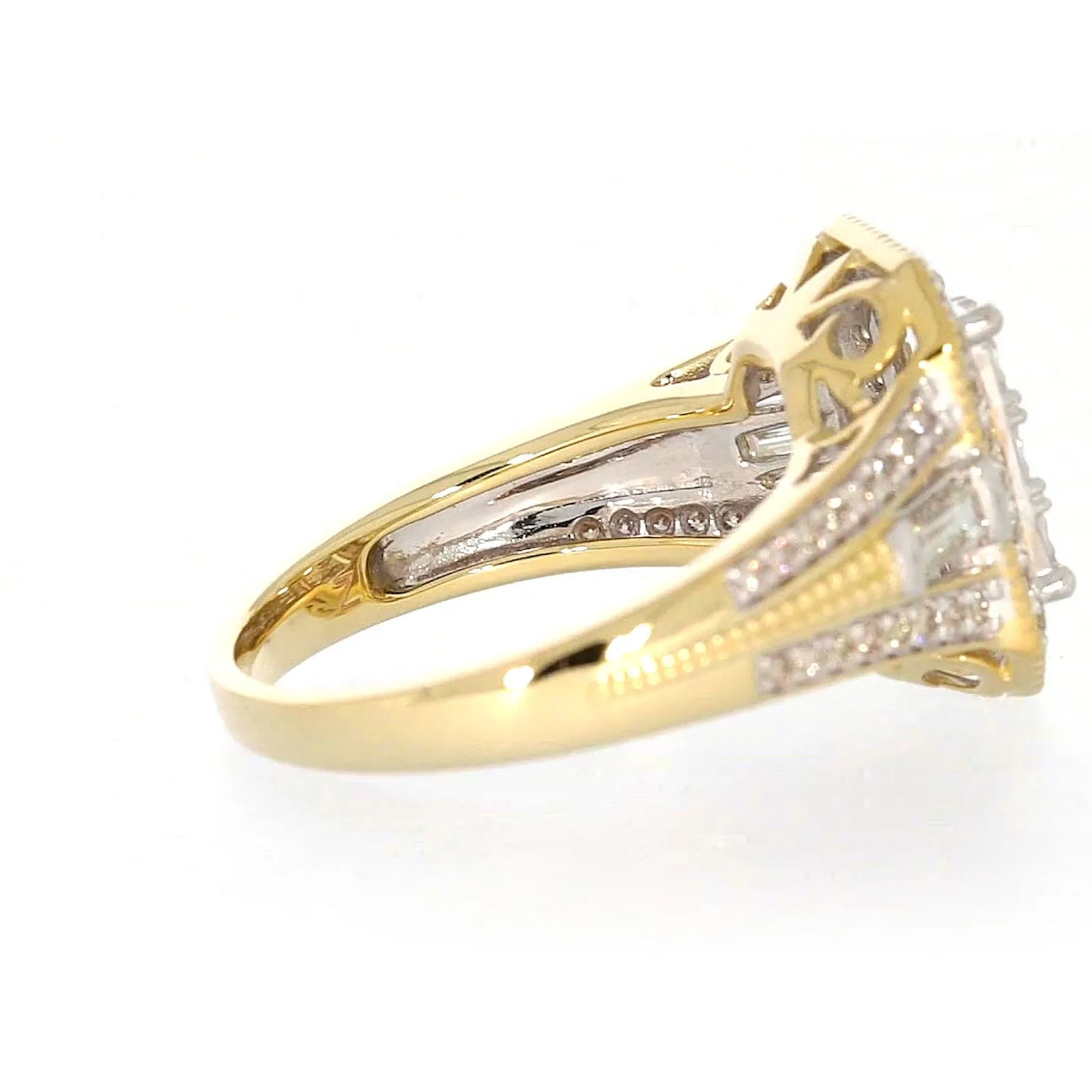 9ct Yellow Gold Round Brilliant & Baguette Cut 1/2 CARAT tw of Diamonds Ring