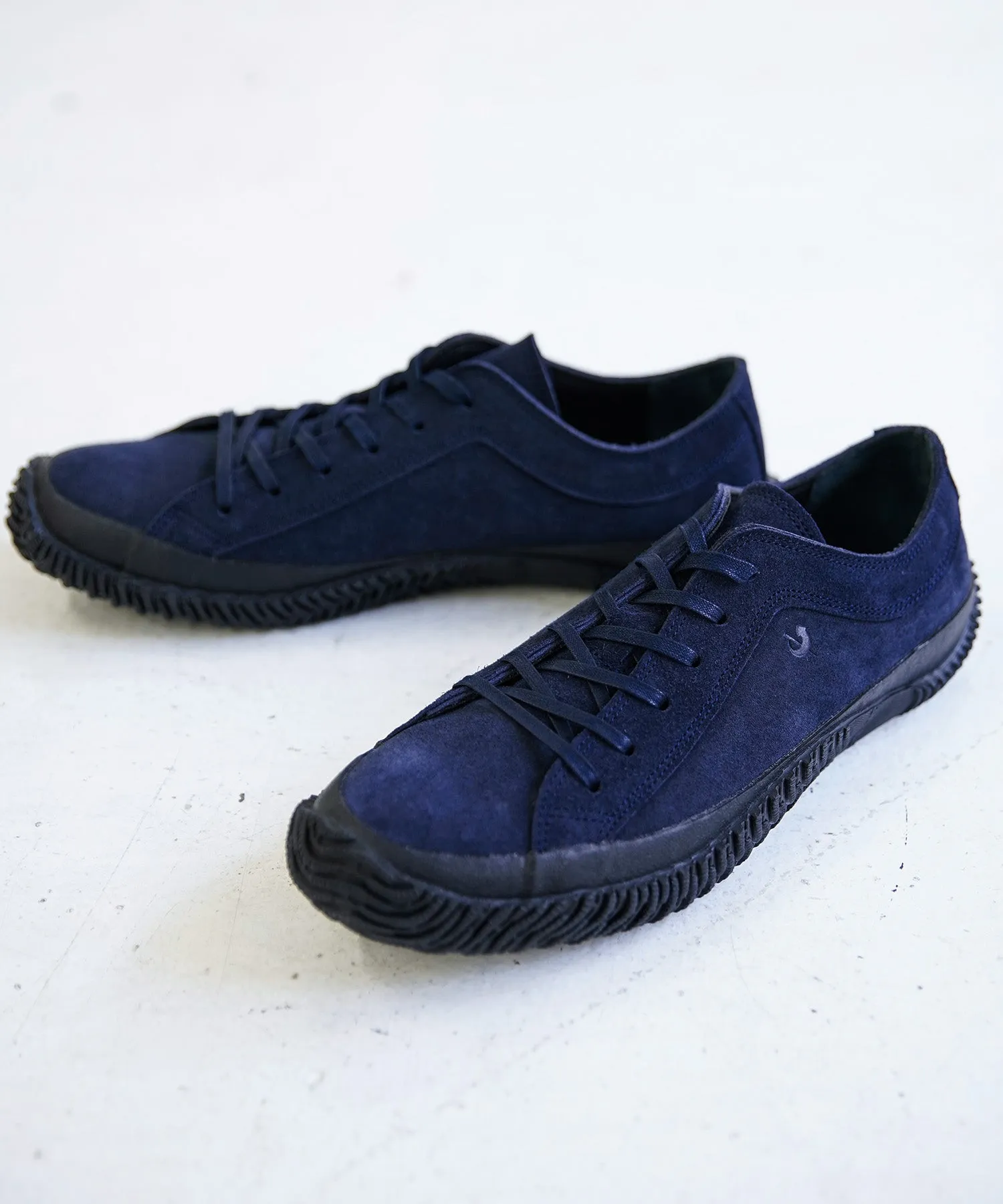 Biz-124 (クラシックロゴ)