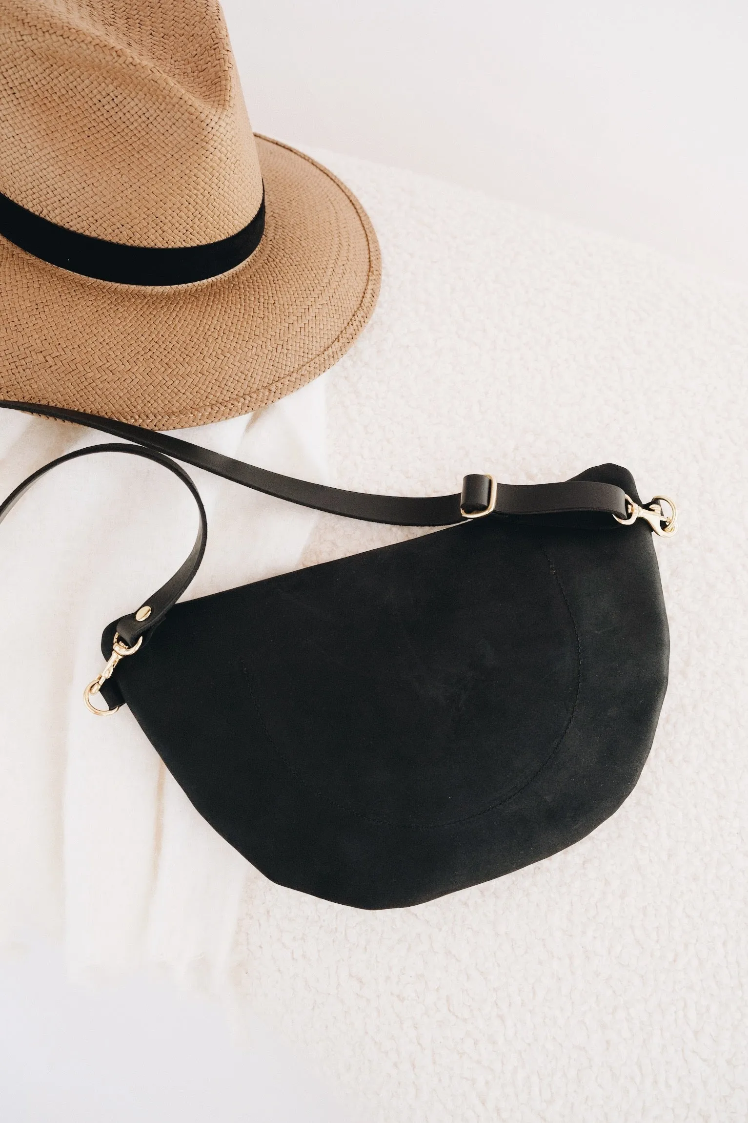 Brusttasche HALFMOON | schwarz