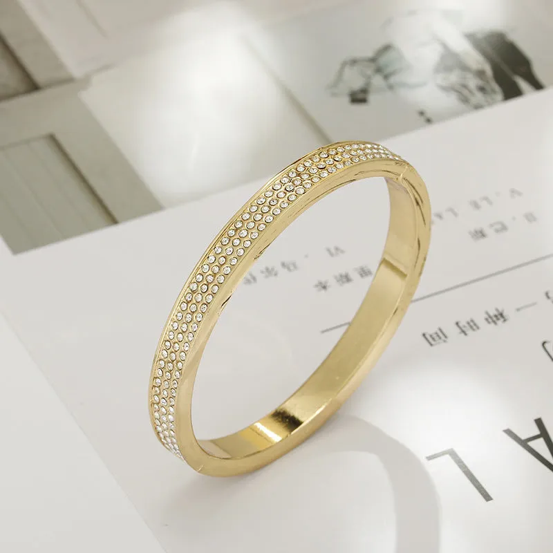Dazzling Bracelet - Elegant and Sophisticated Jewelry Piece