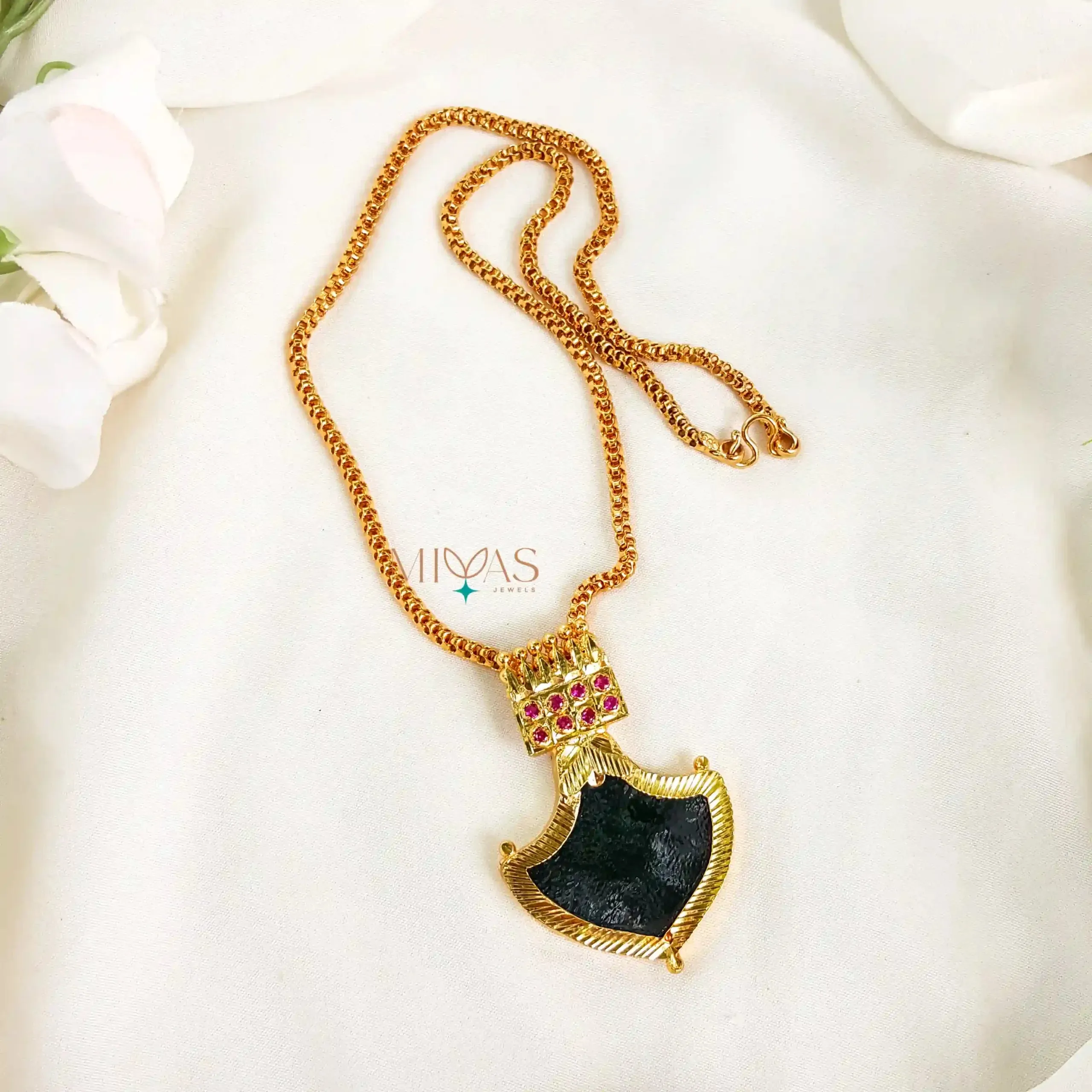 Dazzling Kerala Design Palakka Pendant Chain - Green