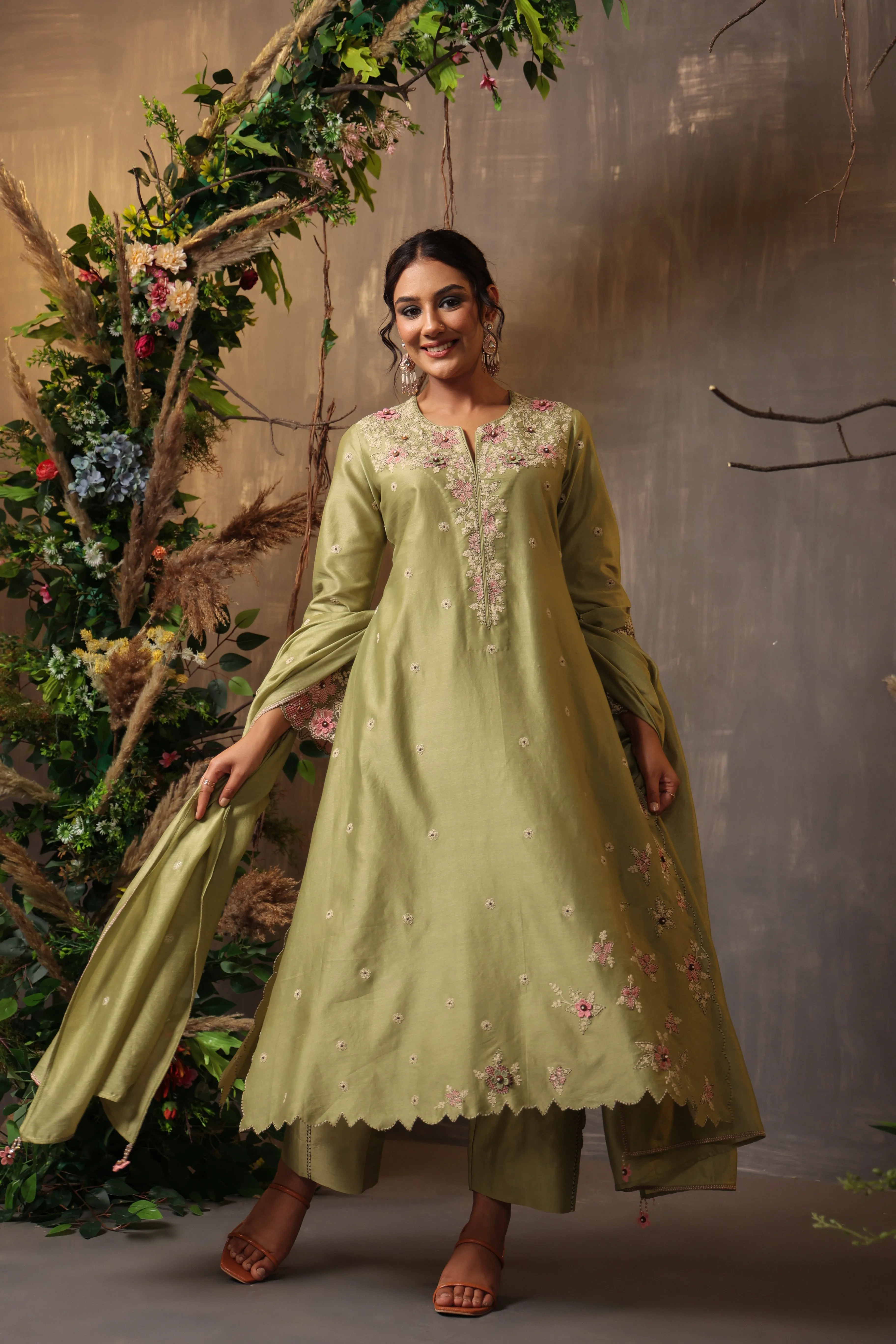 Gulshan Applique Kurta Set Green