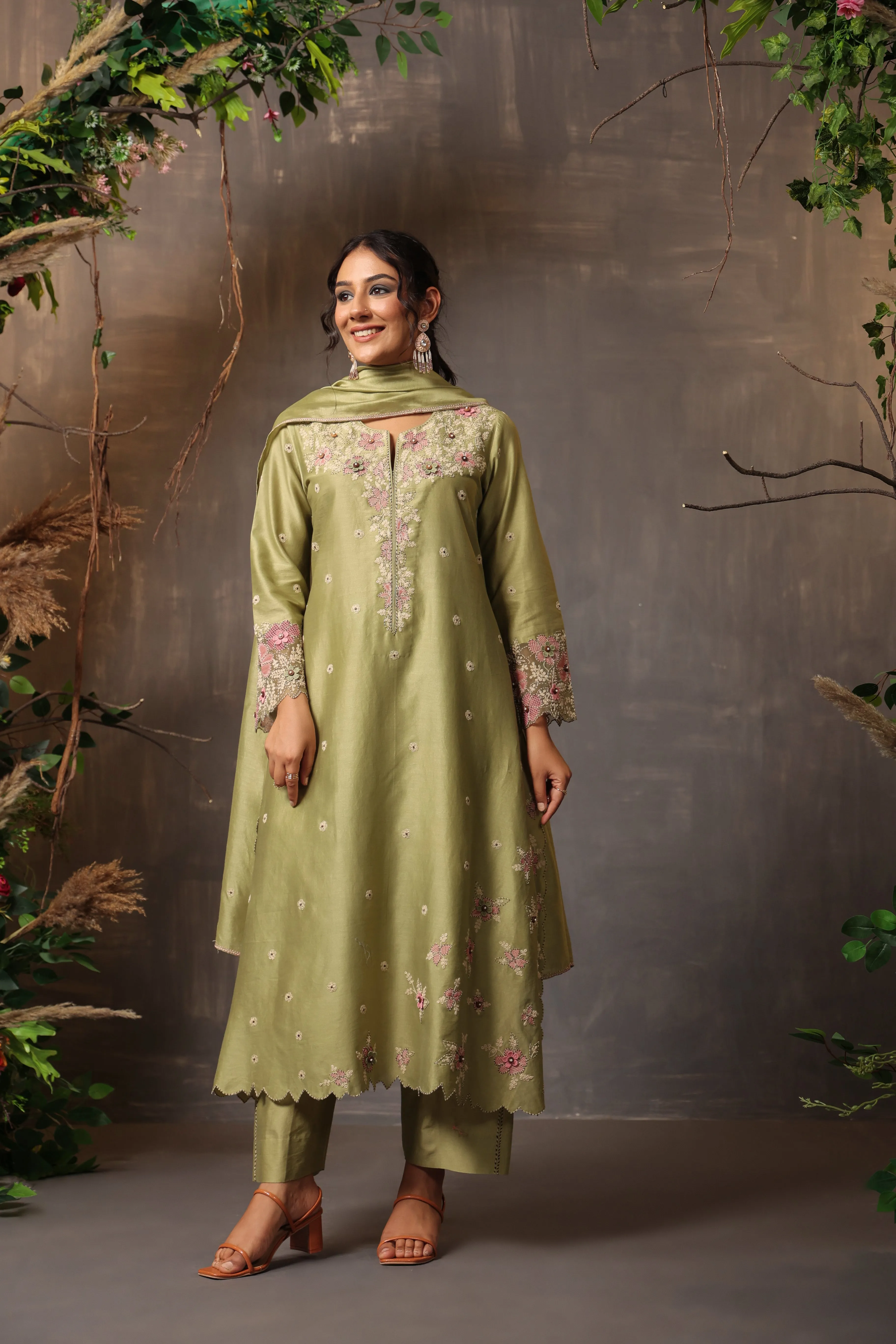 Gulshan Applique Kurta Set Green