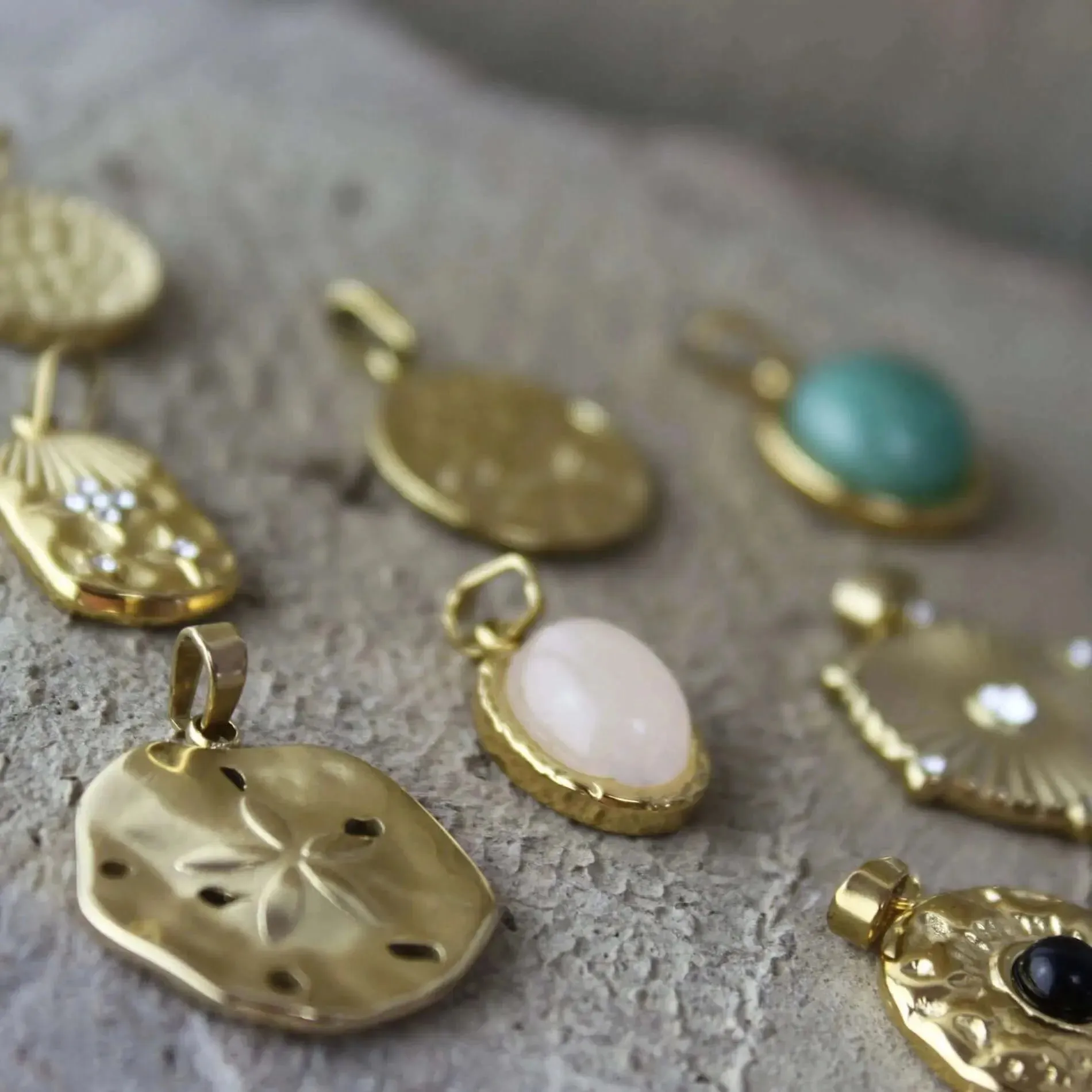 Hope Waterproof Charm No 7 18K Gold Plating