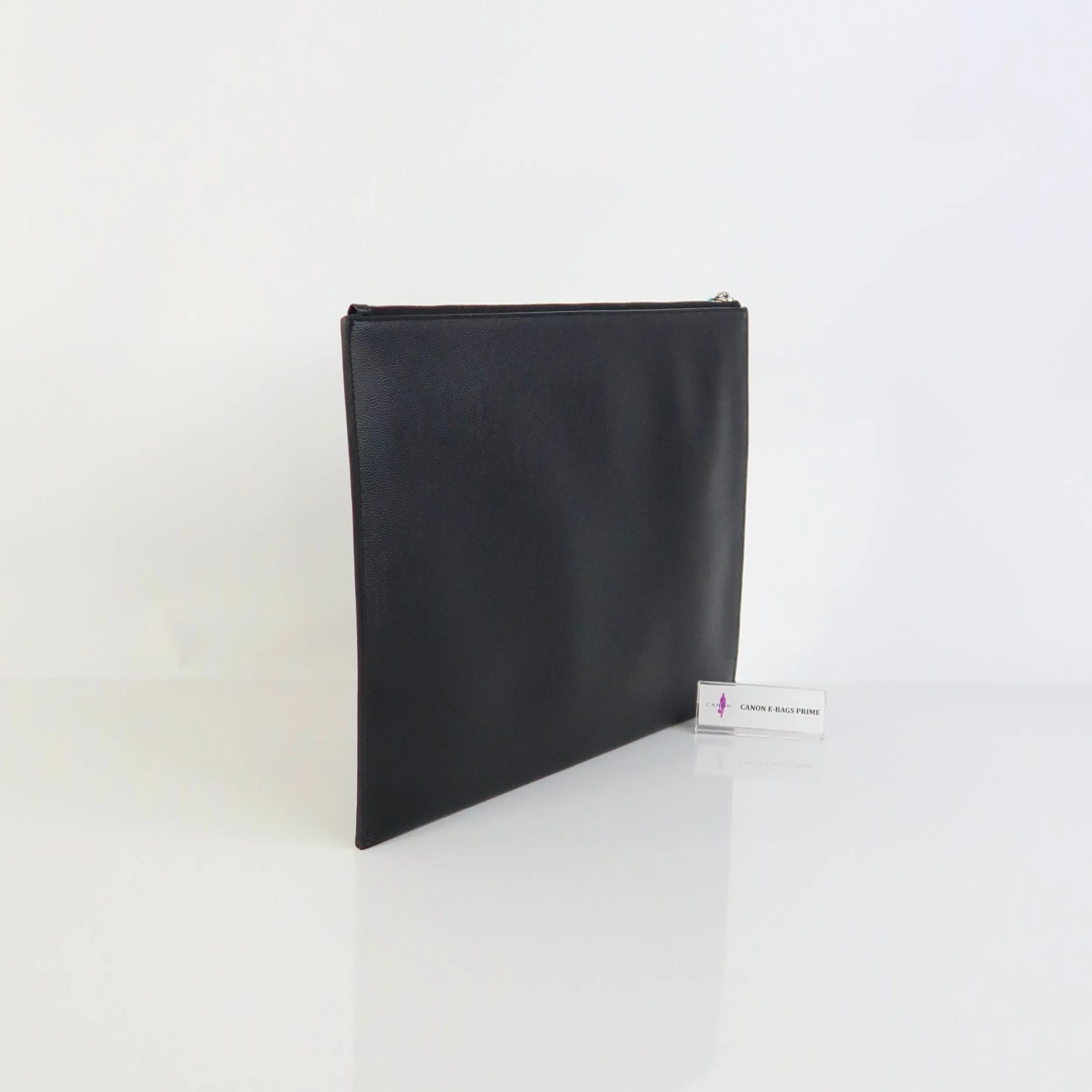 Paris Zipped Tablet Holder