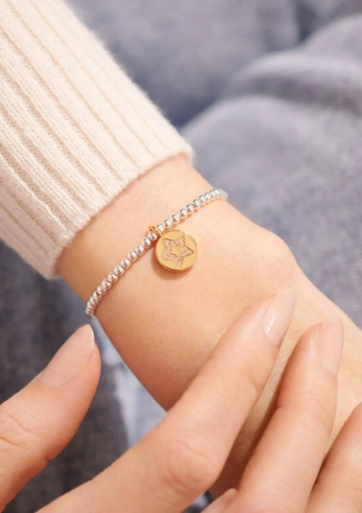 "Friends Like You Are Far And Few" Gold Bracelet