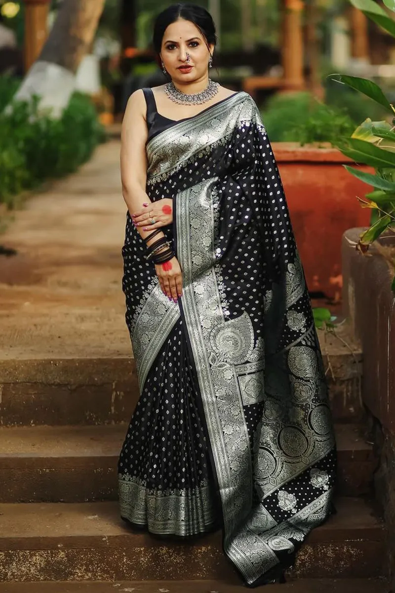 Sumptuous Black Soft Silk Saree With Unequalled Blouse Piece