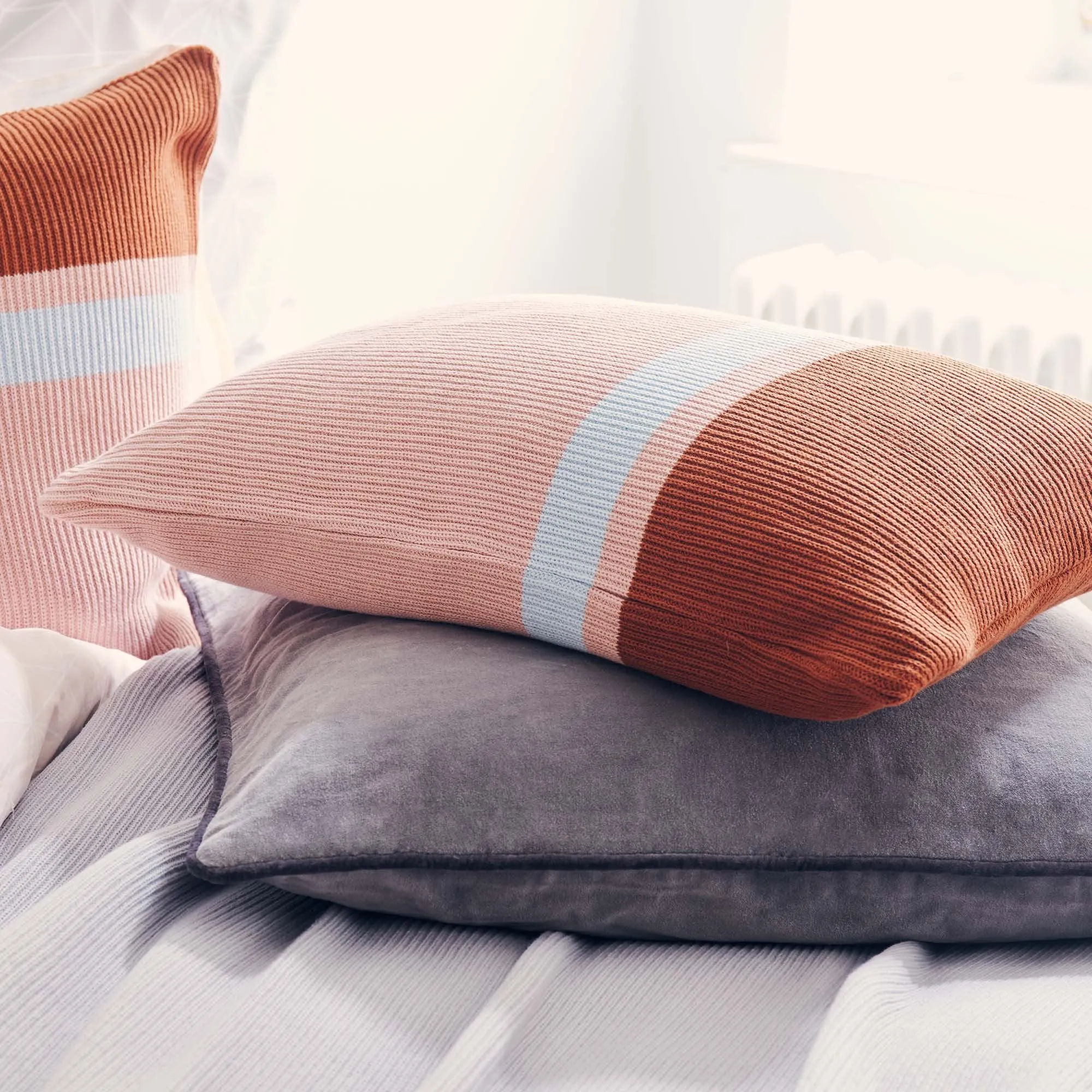 Suri Cushion Cover [Grey/Dark grey]