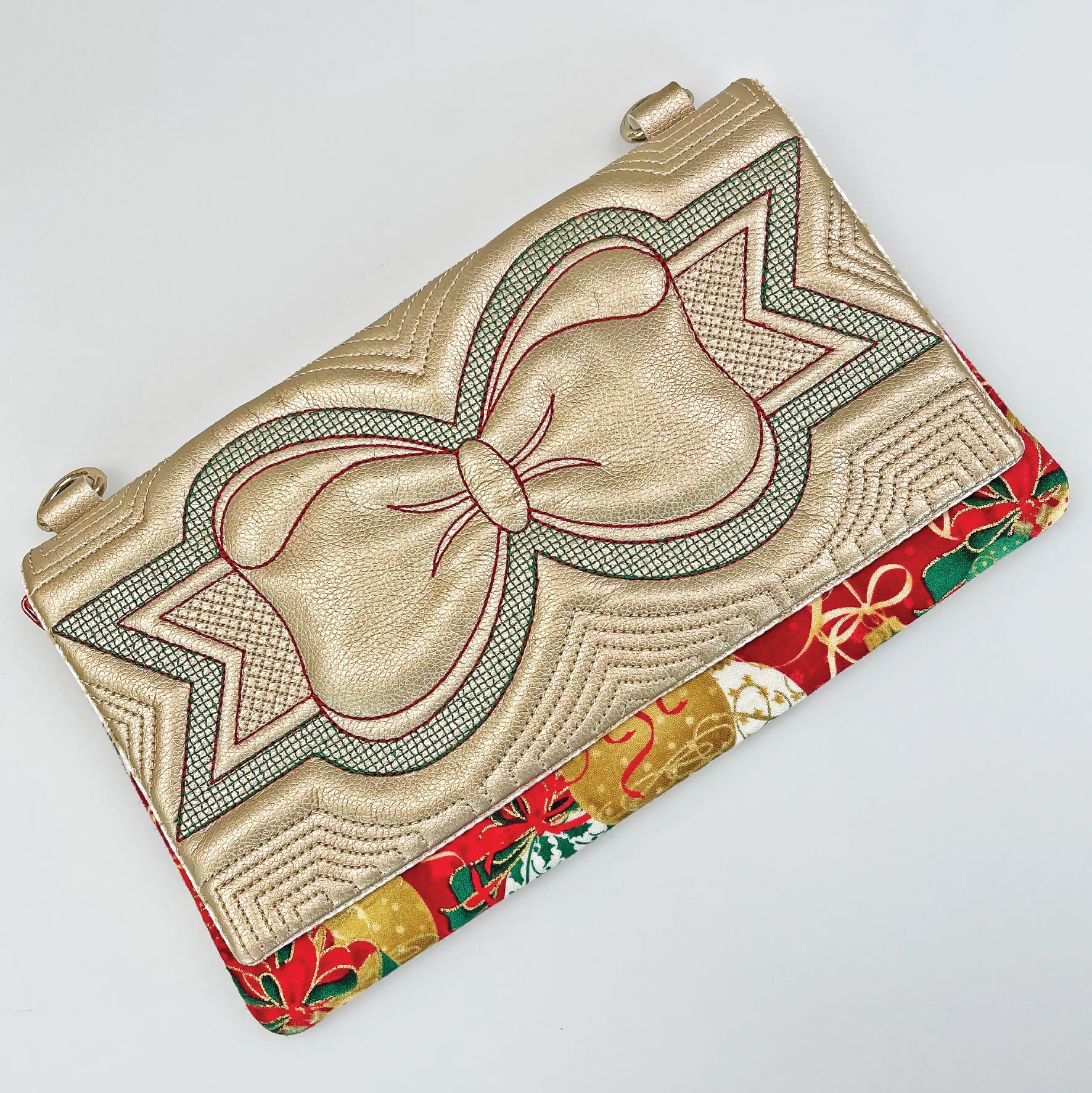 Trapunto Bow Clutch with Zipper