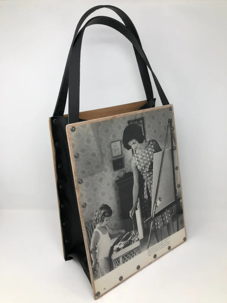 Vintage Graphics Tote Bag - Iconic Women Jackie Kennedy Look October 1960