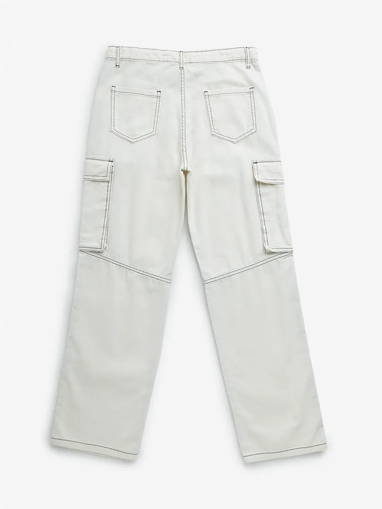 Y&F Kids Off-White Cargo-Style Mid-Rise Cotton Trousers